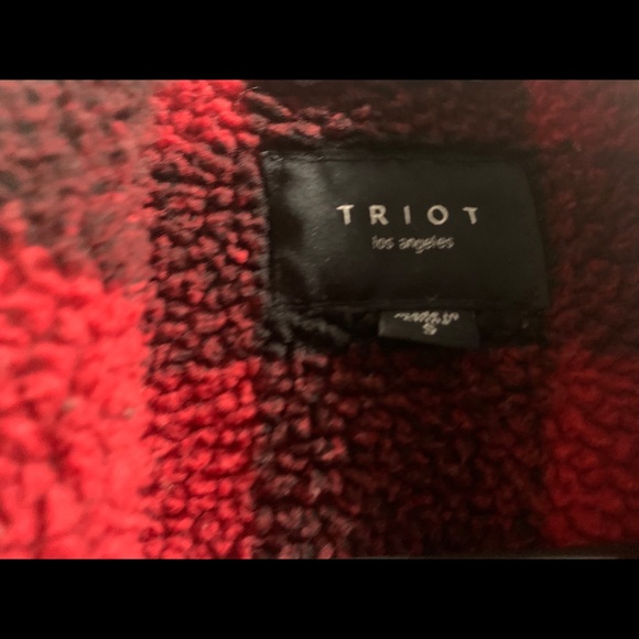 Denim jacket with plaid fur - Picture 2 of 3